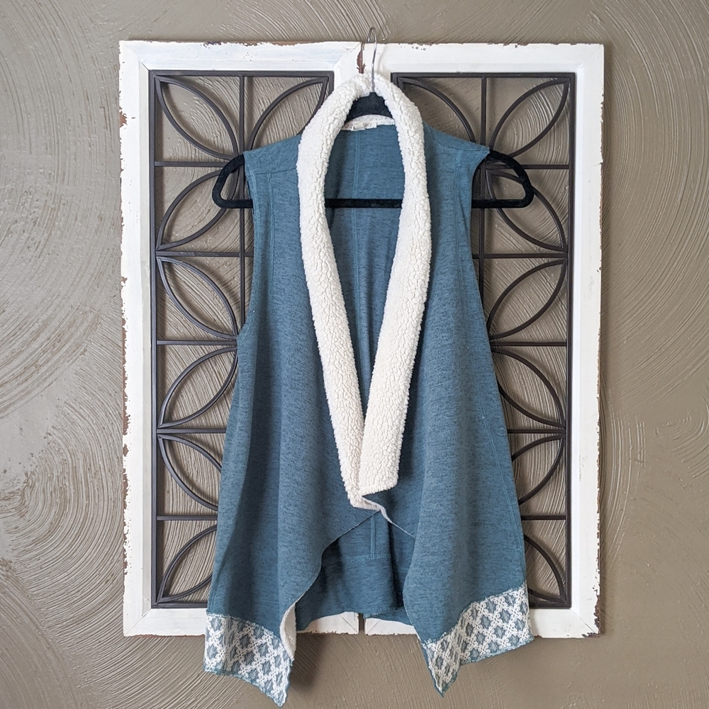 Double Zero Teal Sherpa Lace Vest